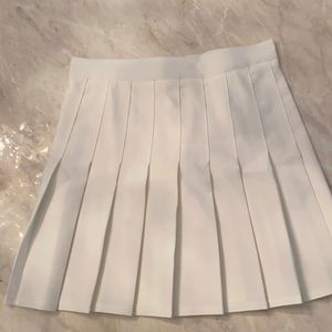 Woven pleated super mini tennis skirt with tags